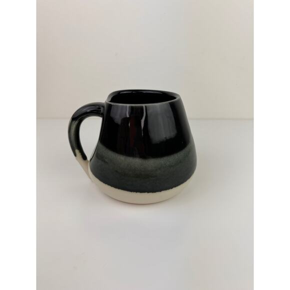 POTTERY BY JULIE MONDRO Black Matte Cream Dimple Mug Handcrafted Coffee Cup - Picture 4 of 12